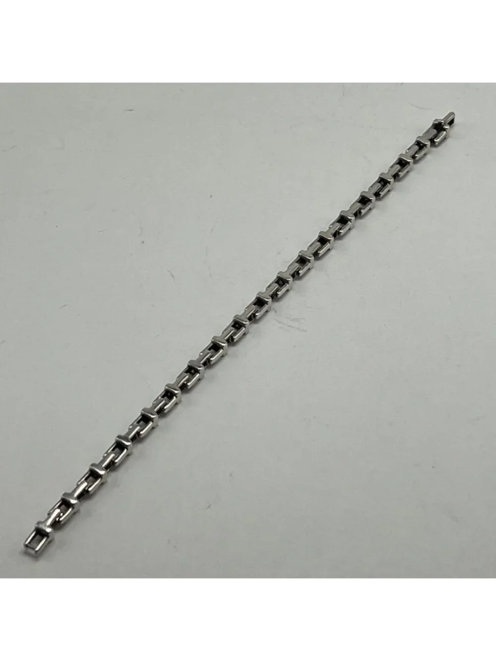 Tiffany & Co Tiffany T Narrow Chain Bracelet